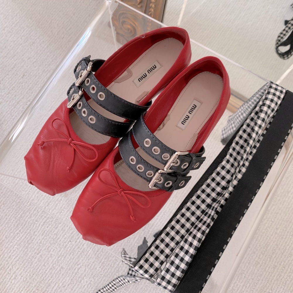 Miu Miu soft leather ballet flats - size 39
